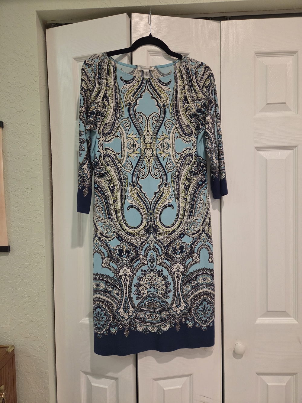 Chic London Style Teal and Navy Paisley-Print Long Sleeve Dress
